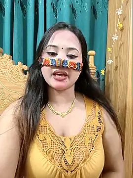 Beauty Queen Soniya online show from April 28, 1:48 pm