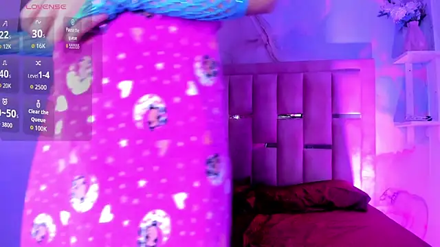 Isis Blaze online show from November 23, 3:09 am