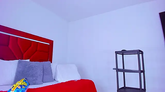 Bigasshott  online show from April 30, 6:57 pm