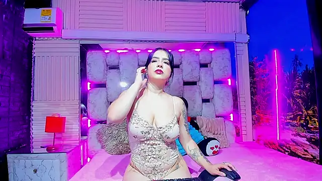 RubyEvanns online show from July 21, 7:47 pm