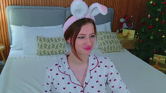 JessiJull online show from January 12, 5:18 pm