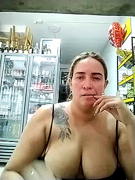 bighottits online show from October 14, 8:22 pm