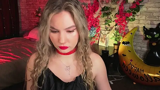  BellaClark online show from October 29, 8:11 pm