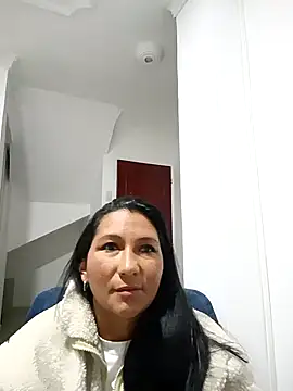 Snapshot of MarleenBrown chatting on October 8, 10:58 pm MarleenBrown online show from October 8, 10:58 pm