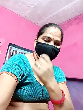 Snapshot of Ut_kanchna chatting on October 20, 12:57 am Ut kanchna online show from October 20, 12:57 am