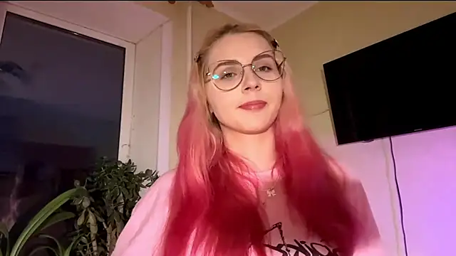 CherlynBlose online show from October 15, 2:30 pm
