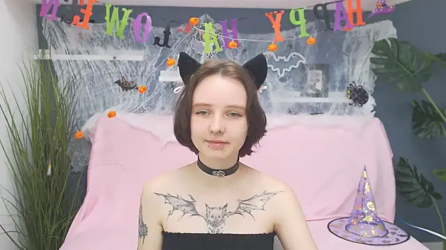 PeachyDream  online show from October 20, 6:05 am