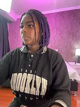 KarinaFlowers  online show from March 2, 12:34 pm