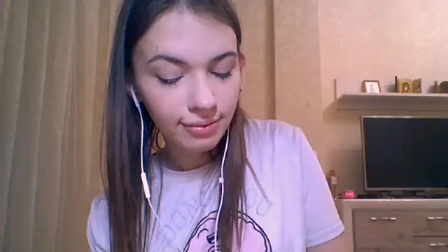 CeyaLier online show from December 5, 8:54 pm