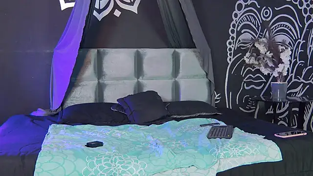 Aranzza Ross online show from October 25, 2:03 pm