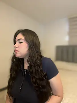 Isabella LaRue online show from April 25, 9:12 pm