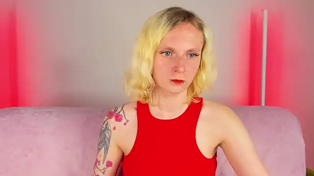 LikiLips online show from June 22, 8:33 am