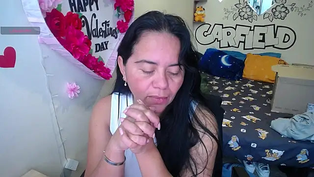 Miss  kendra  online show from July 9, 2:08 pm