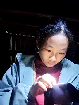 gio-thu online show from November 12, 8:23 am