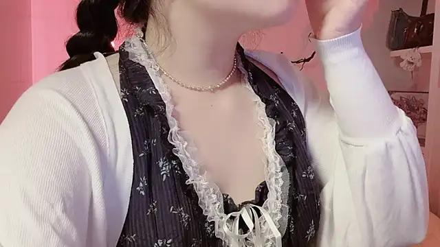 BeChinh Lee online show from March 5, 2:02 pm