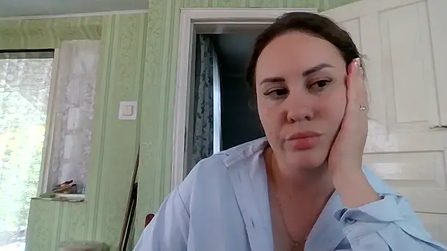 MeadowEyes online show from July 28, 12:01 pm