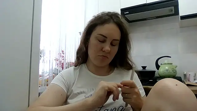 MeadowEyes online show from June 24, 1:10 pm