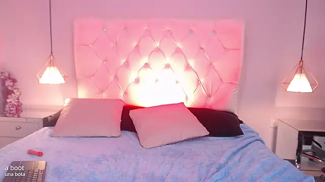 Bubbiecherry online show from October 24, 8:16 pm