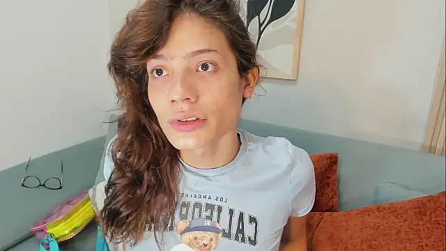 KassMonroe online show from July 27, 8:17 pm
