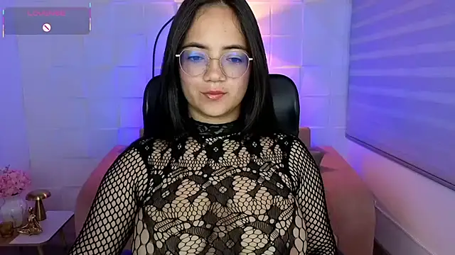 Sasha Grace online show from July 28, 2:13 pm