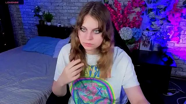 Ame Chan online show from November 1, 1:04 pm