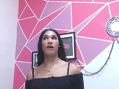 Snapshot of Tifany_Adams chatting on October 18, 8:32 pm Tifany Adams online show from October 18, 8:32 pm