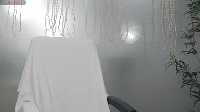 YaraXCox online show from November 28, 6:38 am