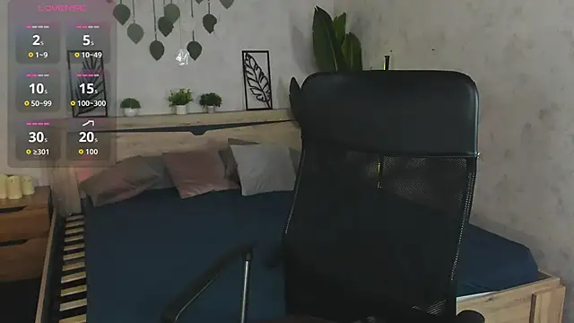 Renesmy Black online show from June 27, 12:23 am