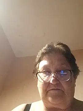 Katherine735 online show from May 10, 9:39 pm
