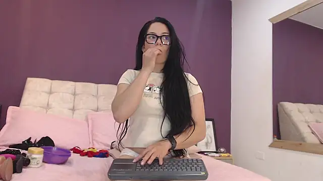 Valerii Mariin online show from December 3, 8:11 pm