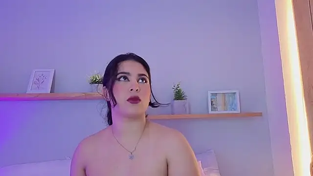 shainadavis online show from January 13, 3:01 am