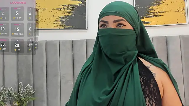  naylaa  online show from October 28, 2:50 am