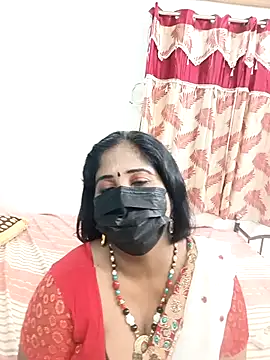 Snapshot of tamil-aunt chatting on October 11, 5:26 pm tamil-aunt online show from October 11, 5:26 pm