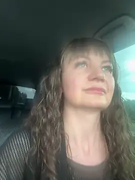 Butterfly8385 online show from June 19, 3:15 pm
