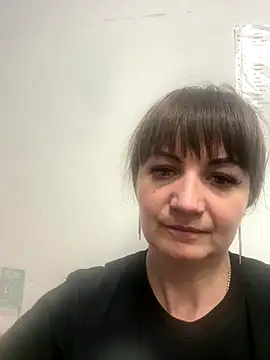 Butterfly8385 online show from October 26, 4:13 pm