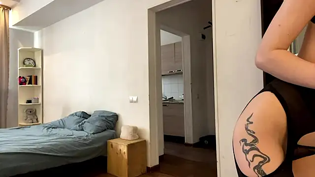 Kate mikki online show from March 7, 2:07 am