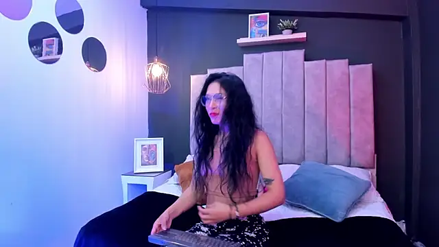 Maite black online show from November 5, 3:23 am