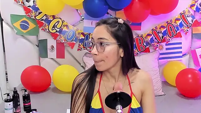 GabbiePrice online show from July 3, 11:27 am