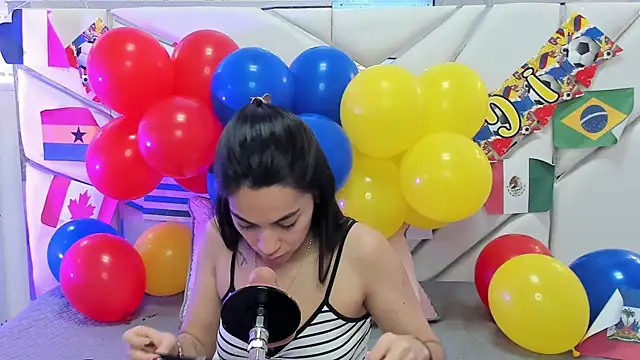 GabbiePrice online show from June 24, 2:49 pm