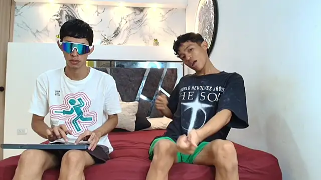 PYCS BOYS online show from October 31, 7:18 pm