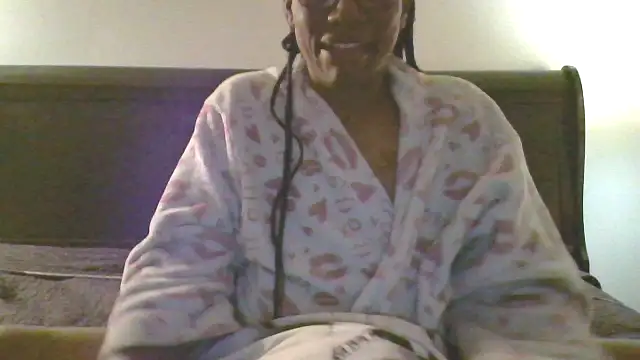 SweetCandy85 online show from October 20, 3:42 am