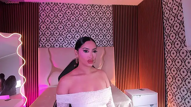 BEELLA TAY1 online show from April 23, 12:23 pm