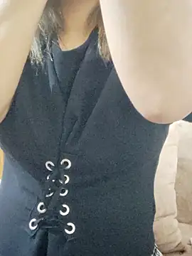 Tanha18 online show from February 24, 4:38 pm