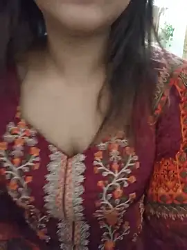 Tanha18 online show from July 29, 12:10 am