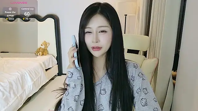 yiyi 3523 online show from April 28, 3:27 pm