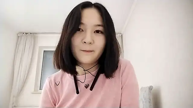 Lyndasilk online show from October 13, 3:25 pm