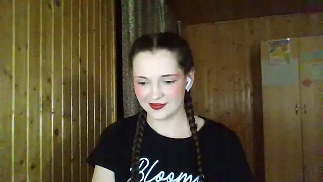 AmeliieLaFleur online show from February 5, 8:12 pm