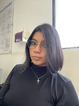 AlyssaRay online show from March 17, 1:26 pm