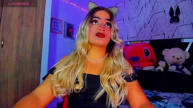 Sofiabigcock22 online show from August 7, 8:43 am