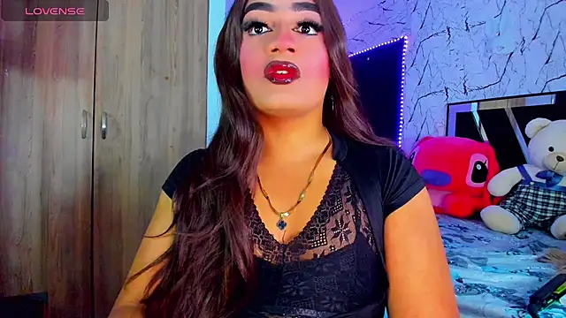 Sofiabigcock22 online show from August 8, 9:23 pm